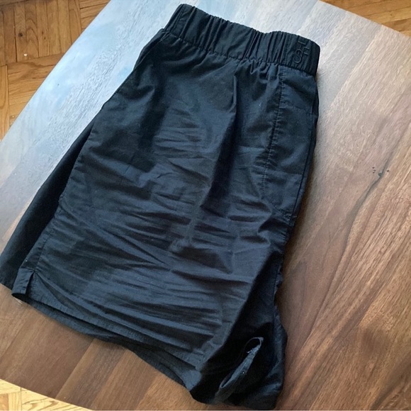 The Frankie Shop
Lui organic cotton poplin boxer shorts size M - Picture 7 of 9